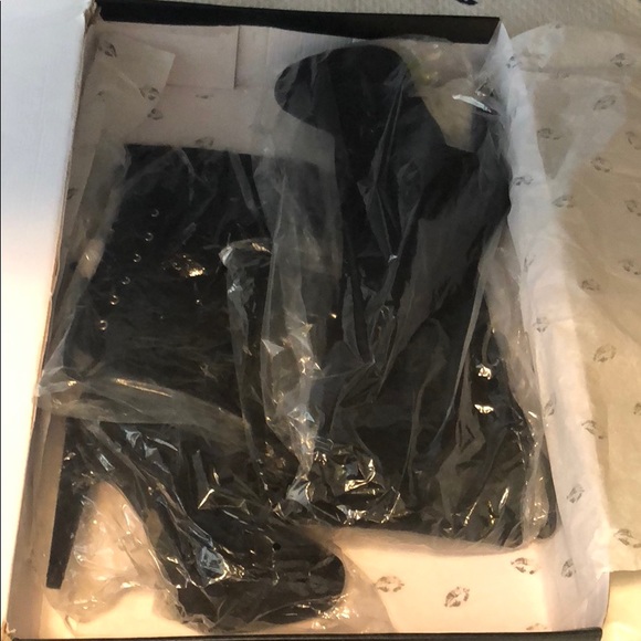 Brand new thigh high boots - Picture 4 of 5